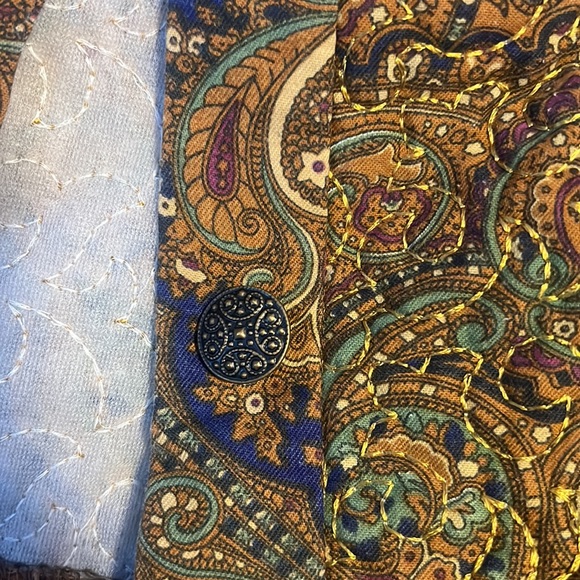 Alison J. Short sleeve paisley embroidered button up top - Picture 6 of 7